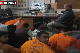 ए पी एन डिग्री कॉलेज में परीक्षा पैटर्न बदलाव के खिलाफ बीकॉम छात्रों का धरना प्रदर्शन