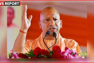 सीएम योगी आदित्यनाथ गोरखपुर में बरगदवा रेल ओवरब्रिज और खजांची फ्लाईओवर का लोकार्पण करते हुए