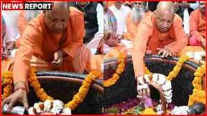 मुख्यमंत्री योगी आदित्यनाथ गोरखपुर के महादेव झारखंडी मंदिर में भगवान शिव का जलाभिषेक करते हुए