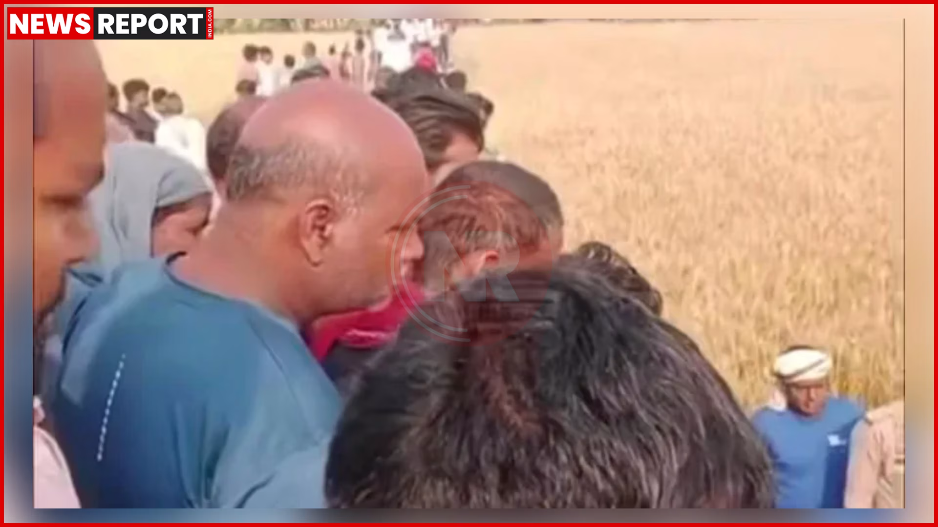 देवरिया के खेत में मिला अज्ञात युवक का शव