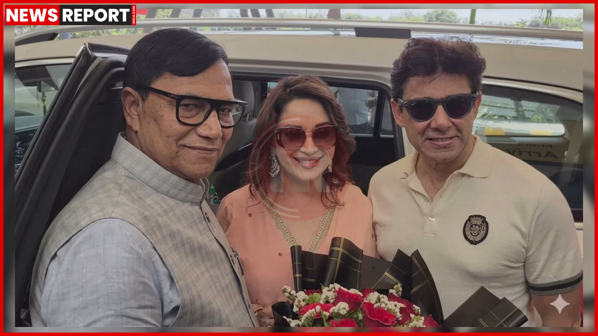 वाराणसी में माधुरी दीक्षित का स्वागत