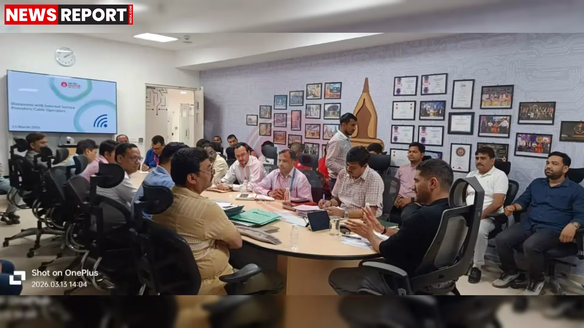 वाराणसी में ओवरहेड तार हटाने की तैयारी