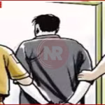 अयोध्या में STF और पुलिस अधिकारी गिरफ्तार किए गए आरोपी के साथ