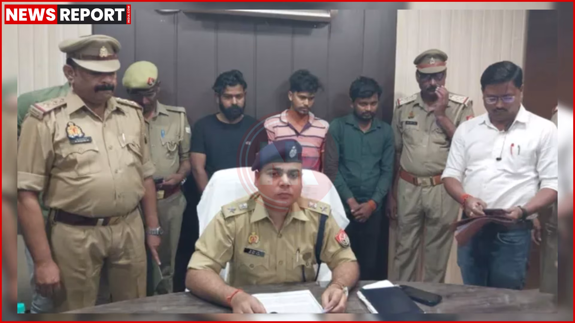 गाजीपुर साइबर क्राइम पुलिस द्वारा गिरफ्तार किए गए आरोपी