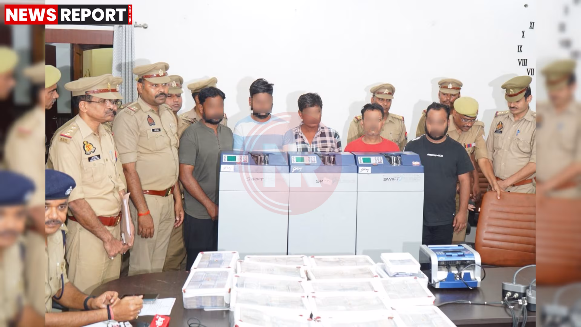 पुलिस द्वारा बरामद ₹3.91 करोड़ की नकदी और करेंसी काउंटिंग मशीनें