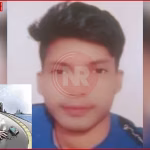 मऊ सड़क हादसे में क्षतिग्रस्त बाइक और दुर्घटनास्थल पर भीड़