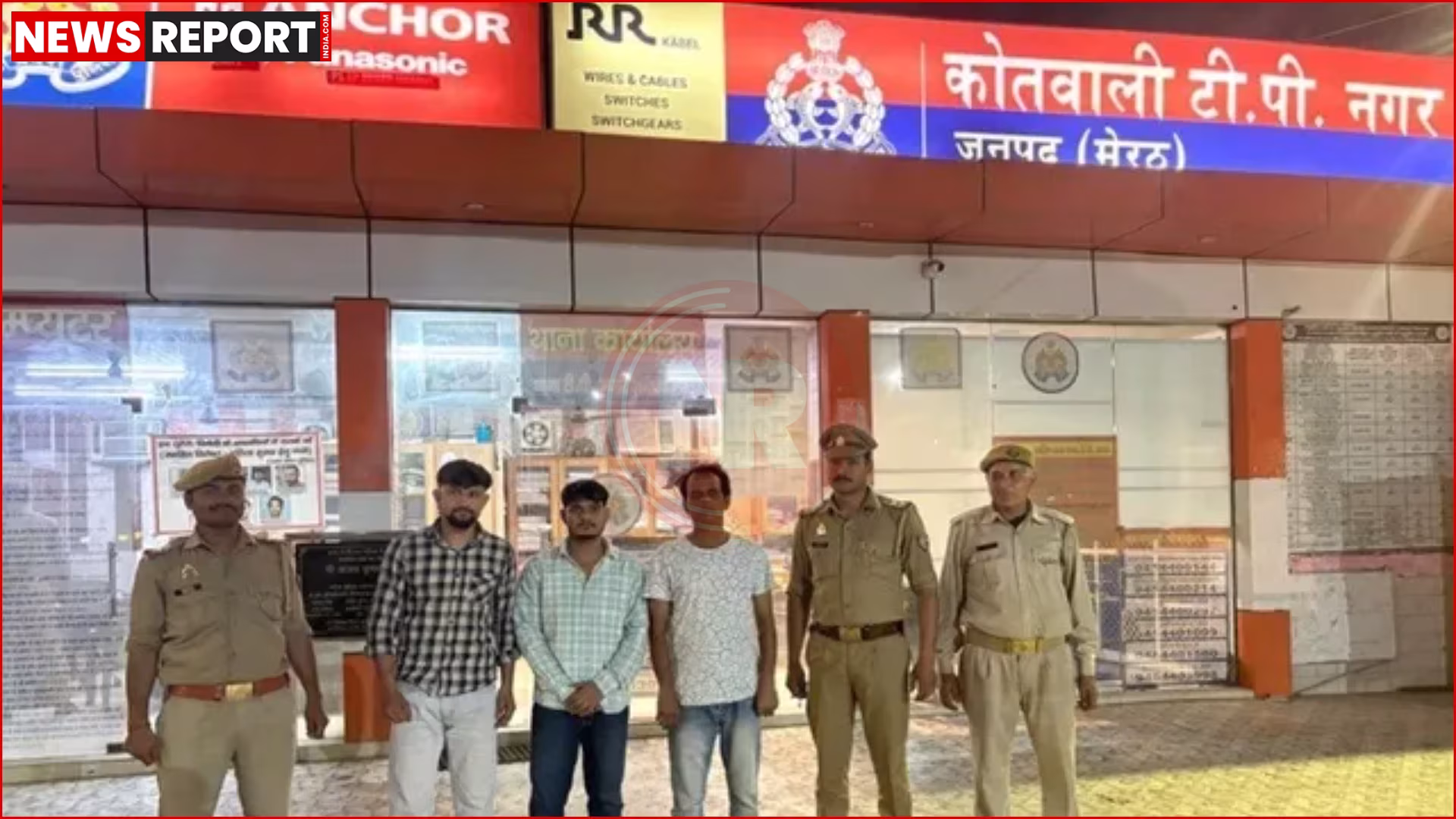 मेरठ में होटल और स्पा सेंटरों पर पुलिस कार्रवाई का प्रतीकात्मक दृश्य