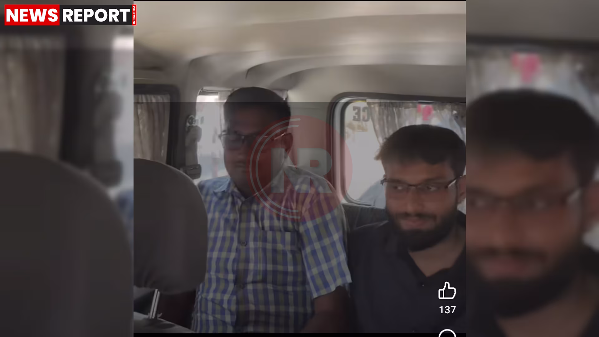 रिश्वत लेते गिरफ्तार लेखपाल और एंटी करप्शन टीम