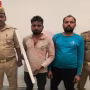 मीरजापुर में विवाहिता की संदिग्ध मौत की जांच करती पुलिस टीम।