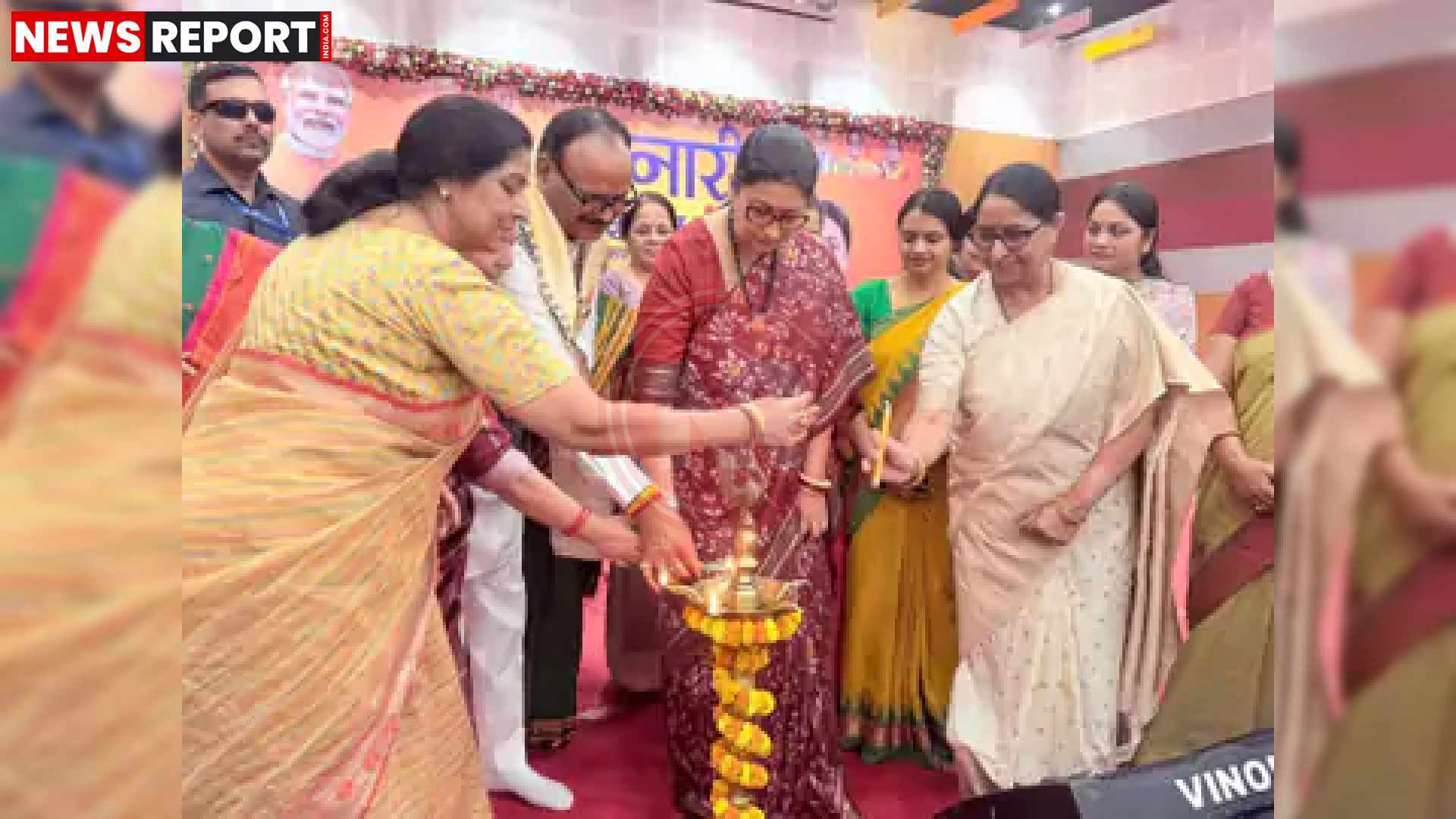 वाराणसी में नारी शक्ति वंदन कार्यक्रम में स्मृति ईरानी और बृजेश पाठक