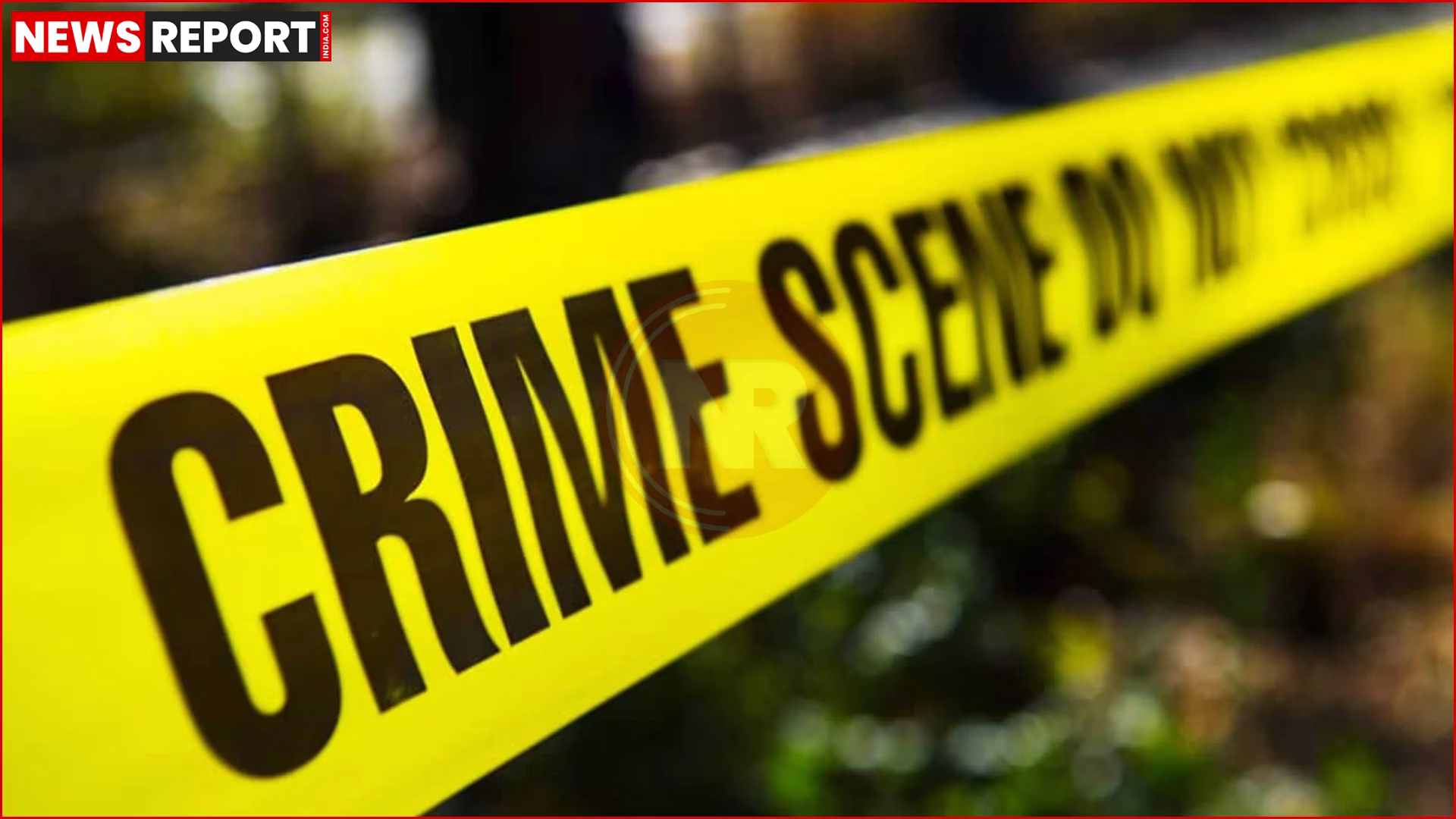 प्रयागराज में अपराध स्थल पर पुलिस जांच करते हुए