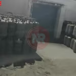 वाराणसी में बंद पेट्रोल पंप से बरामद अवैध गैस सिलेंडर