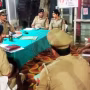 वाराणसी पुलिस आयुक्त मोहित अग्रवाल औचक निरीक्षण करते हुए
