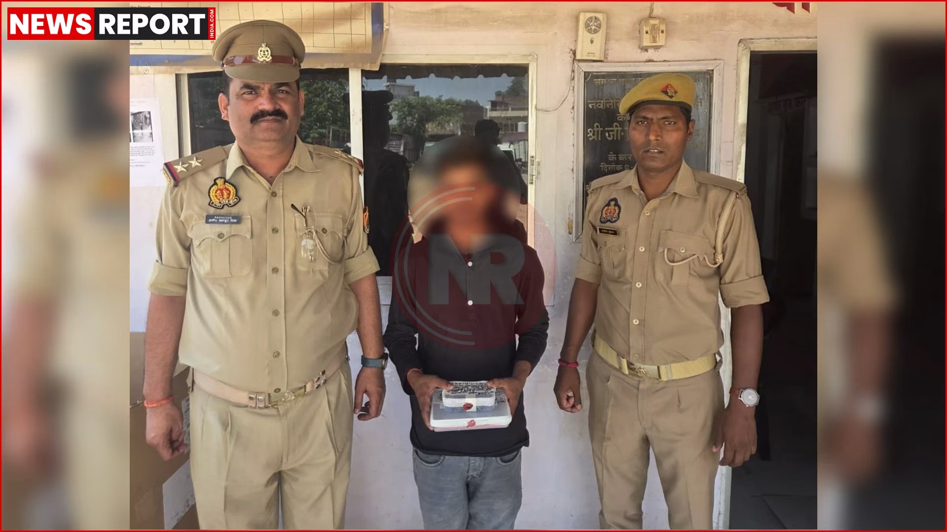 पुलिस टीम ने धारदार हथियार से हमला करने वाले अभियुक्त को गिरफ्तार किया