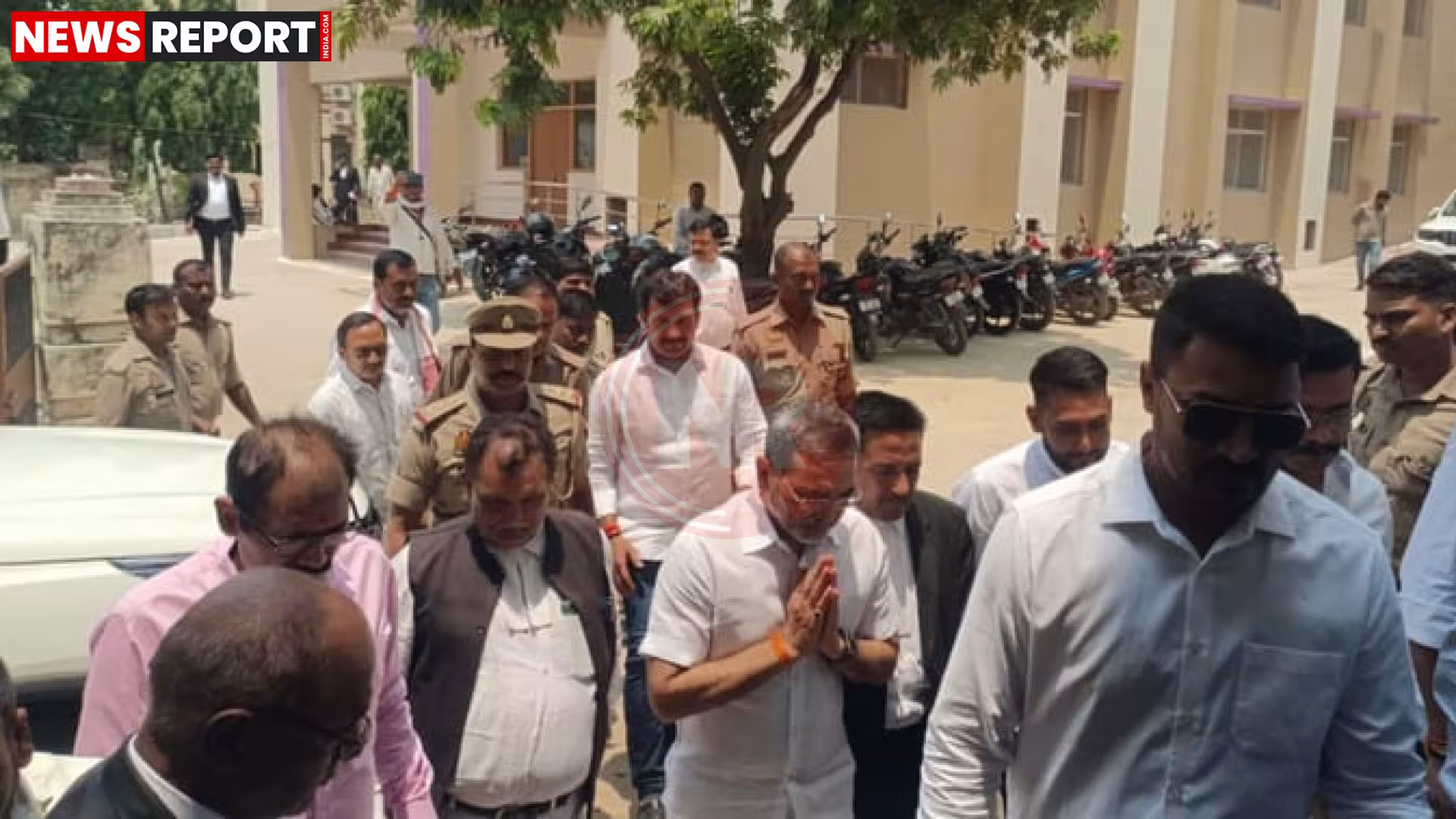 न्यायालय परिसर में पूर्व एमएलसी बृजेश सिंह की फाइल फोटो