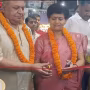 रामनगर समर फेस्टिवल के उद्घाटन समारोह में दीप प्रज्वलन और फीता काटते अतिथिगण