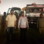 राजातालाब में अवैध खनन पर एसडीएम की कार्रवाई में सीज की गई जेसीबी और अन्य वाहन