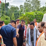 रामनगर में भाजपा प्रदेश अध्यक्ष पंकज चौधरी का भव्य स्वागत करते कार्यकर्ता