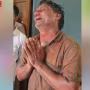 चंदौली के नेशनल इंटर कॉलेज में आत्मदाह के प्रयास के बाद पुलिस और भीड़ का तनावपूर्ण माहौल