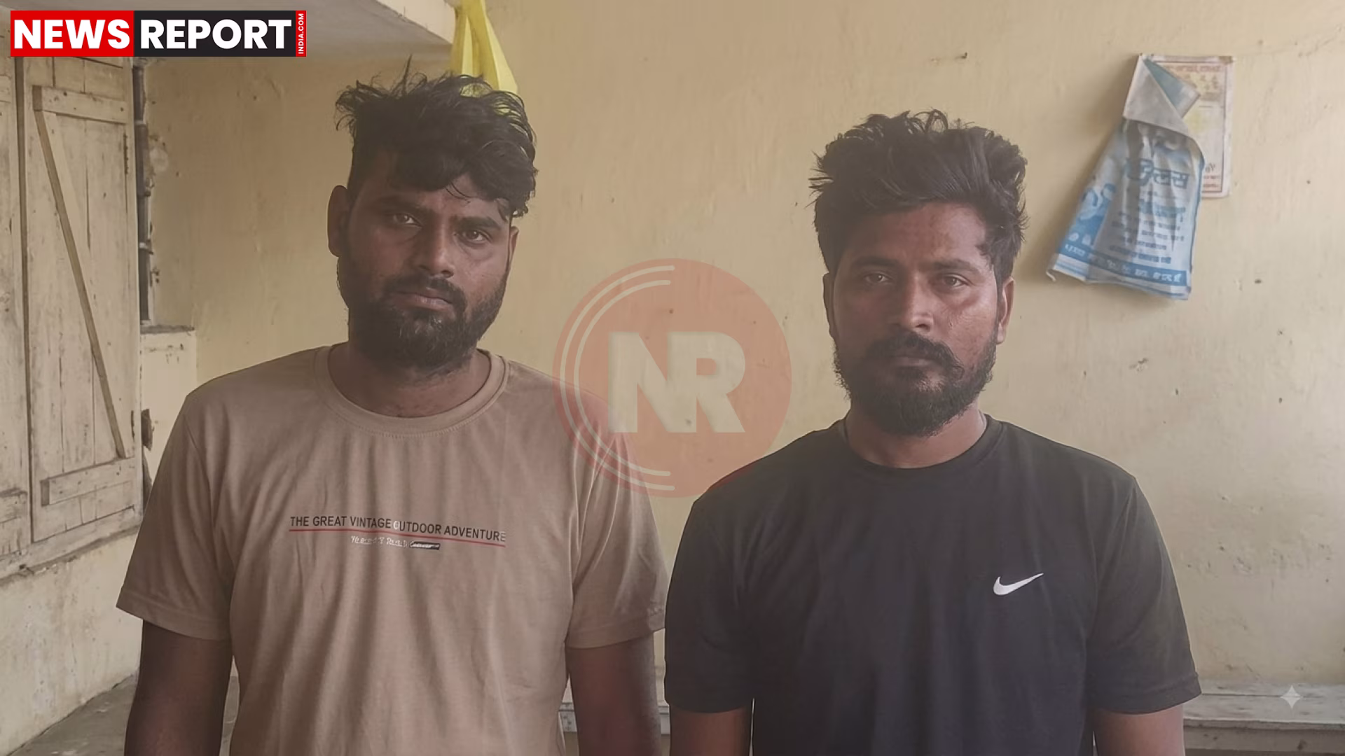 पुलिस द्वारा गिरफ्तार किए गए साइबर ठगी के आरोपी और उनसे बरामद दस्तावेज