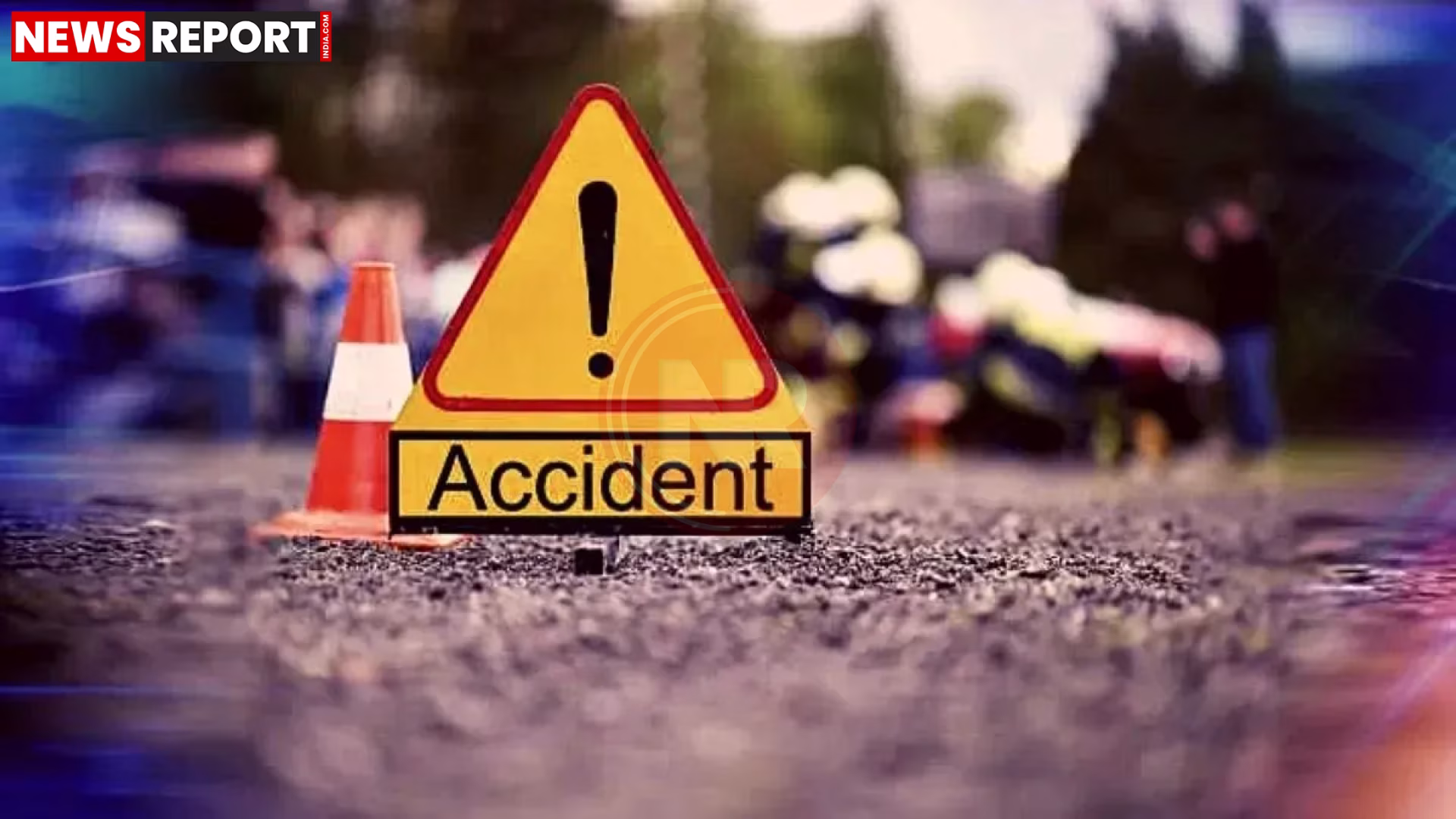 रामनगर वाराणसी में सड़क दुर्घटना में घायल सीआरपीएफ जवान, पुलिस और स्थानीय लोग