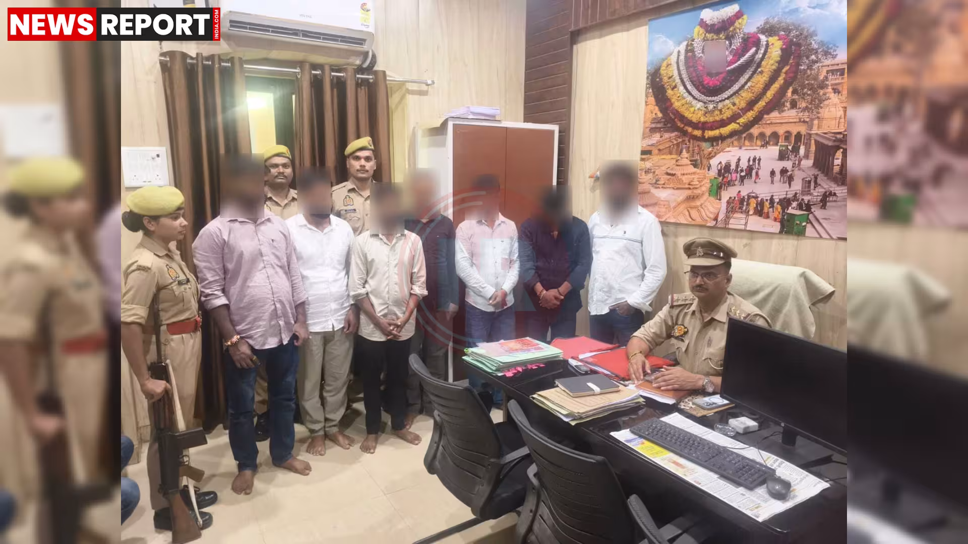 पुलिस द्वारा जुआ खेलते हुए गिरफ्तार किए गए लोग और बरामद नकदी व ताश के पत्ते