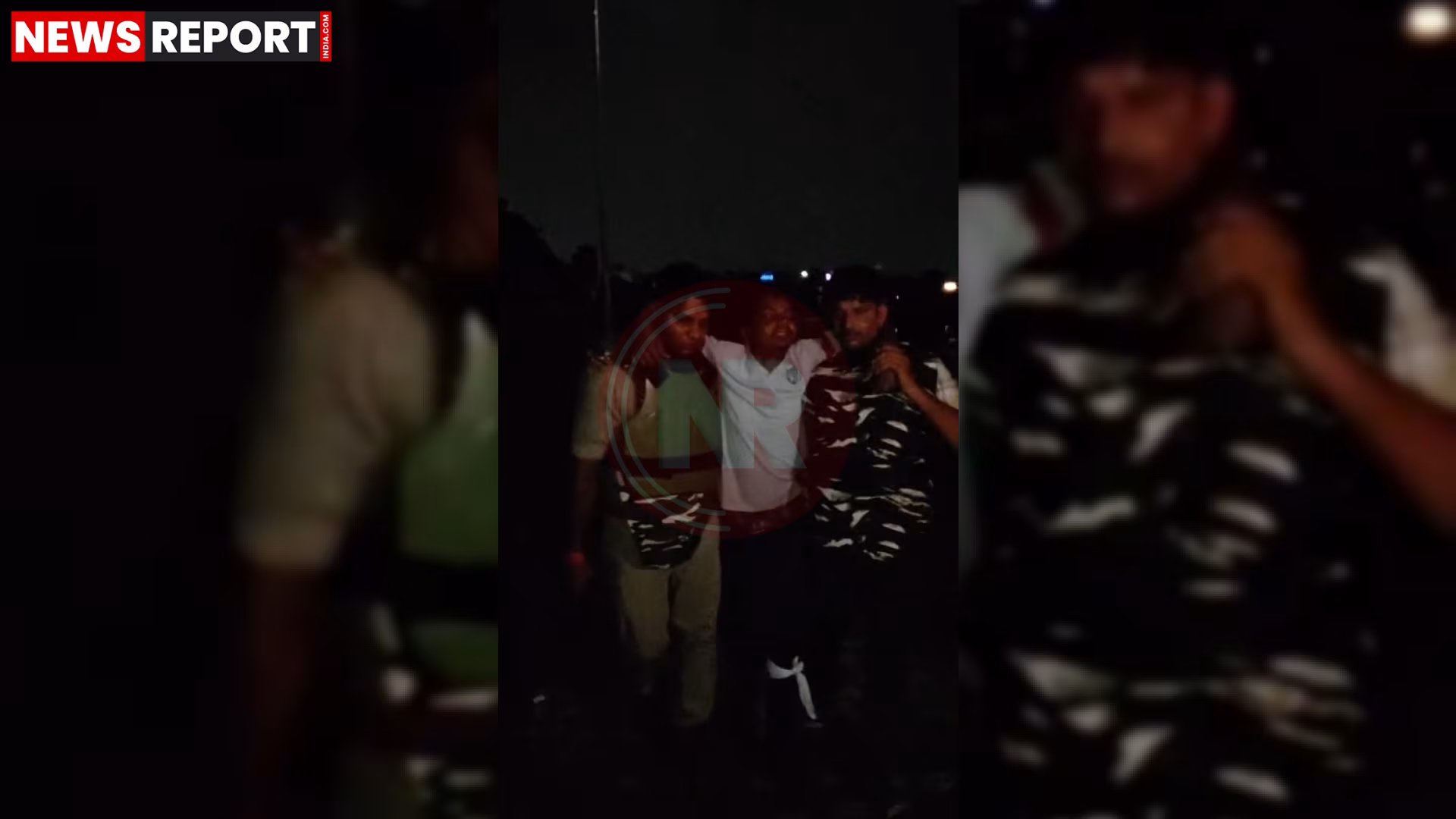 वाराणसी में पुलिस मुठभेड़ में घायल दुष्कर्म का आरोपी शुभम, पास में तमंचा और पुलिसकर्मी