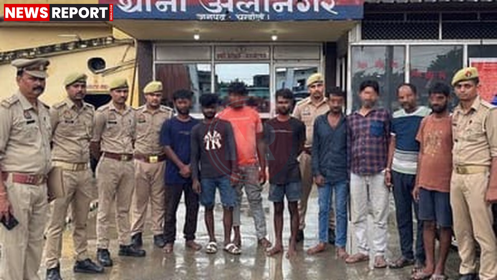 पुलिस द्वारा पकड़े गए 8 भैंस चोर आरोपी और बरामद की गई चोरी की भैंस व पिकअप वाहन